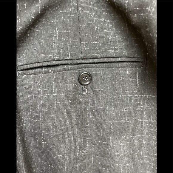 Gino Corelli black/white specs 2 piece pant suit, double breasted jacket, 42L - Picture 14 of 15